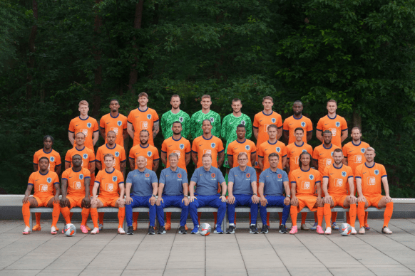 曼联员工对,经纪公司扩,大影响力表,pg电子,注册会员,电子游戏平台,游戏娱乐,在线娱乐,丰厚奖励