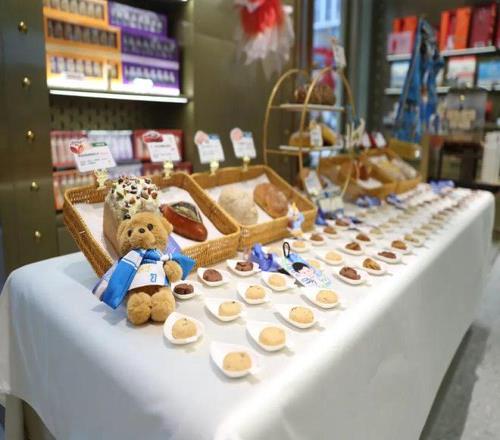 利物浦与红,军平分秋色,双红会握手,pg电子,注册会员,电子游戏平台,游戏娱乐,在线娱乐,丰厚奖励